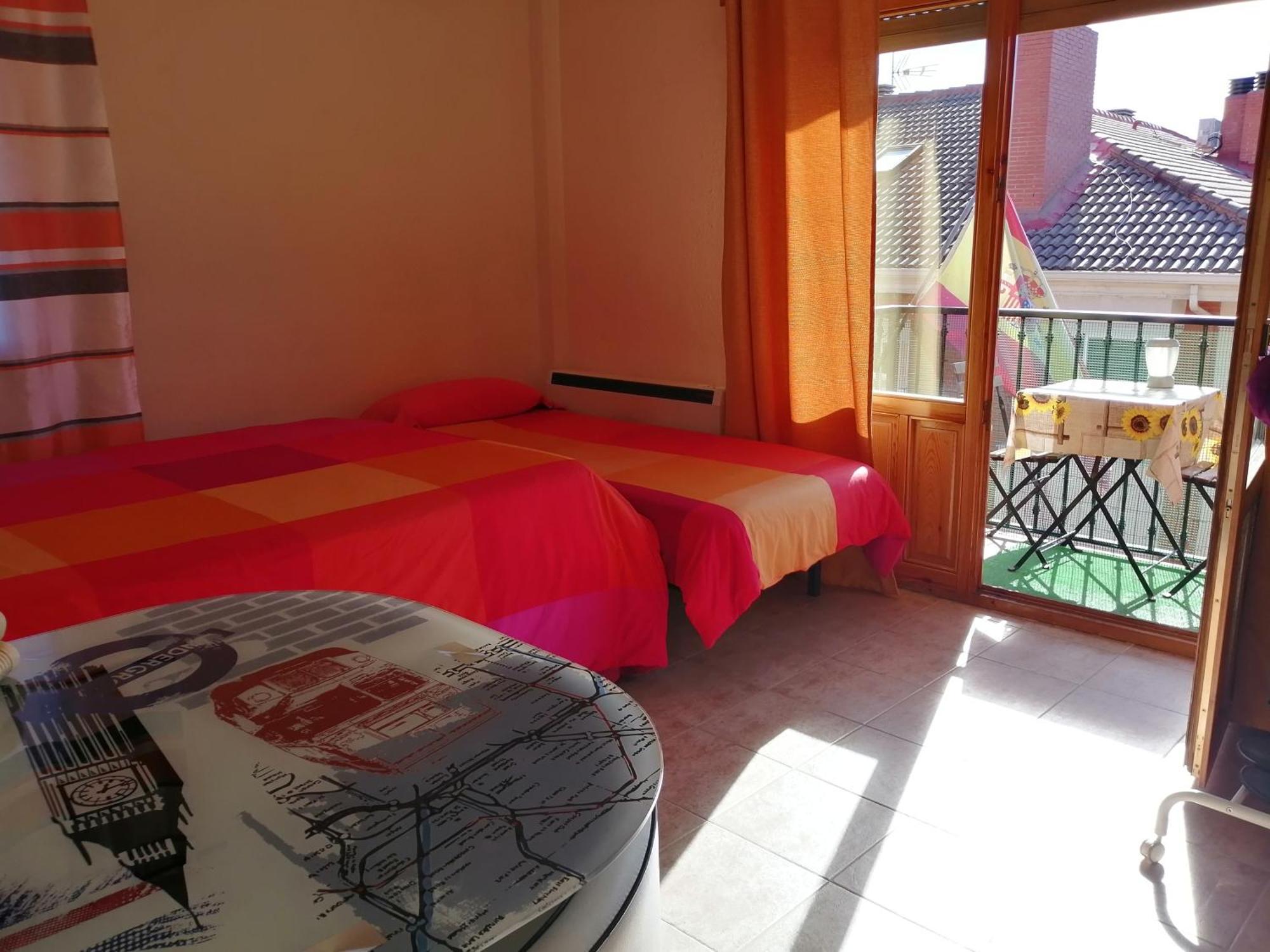 Habitacion Privada, Sientete Como En Tu Casa Manzanares El Real Luaran gambar